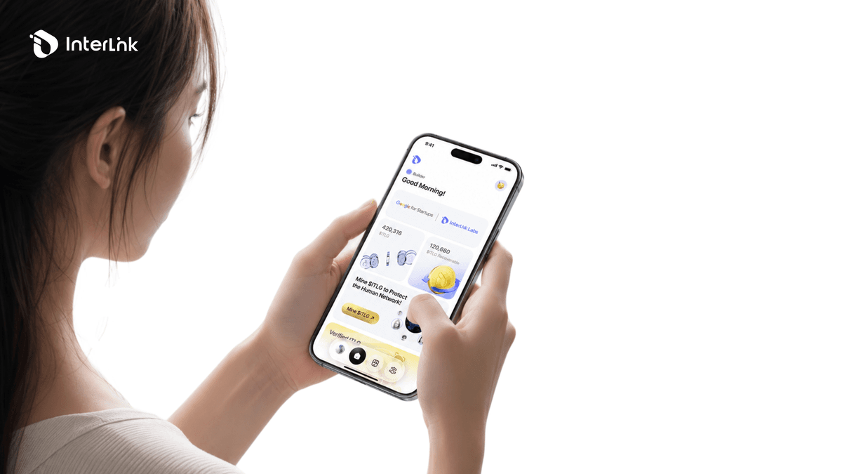 Mobile crypto mining with a smartphone in a sustainable DePIN network